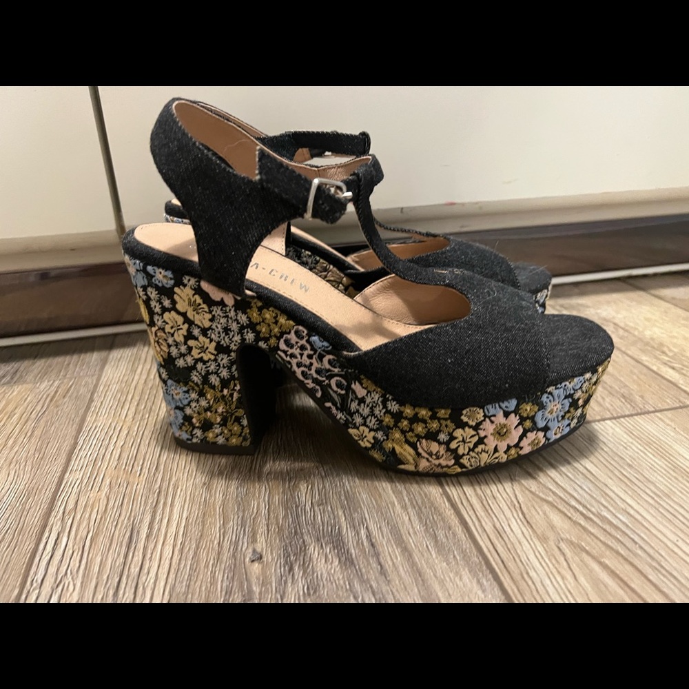 Chelsea Crew flower heels